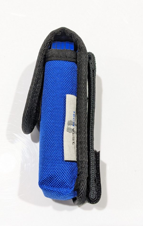 Side view of a small modular utility pouch.